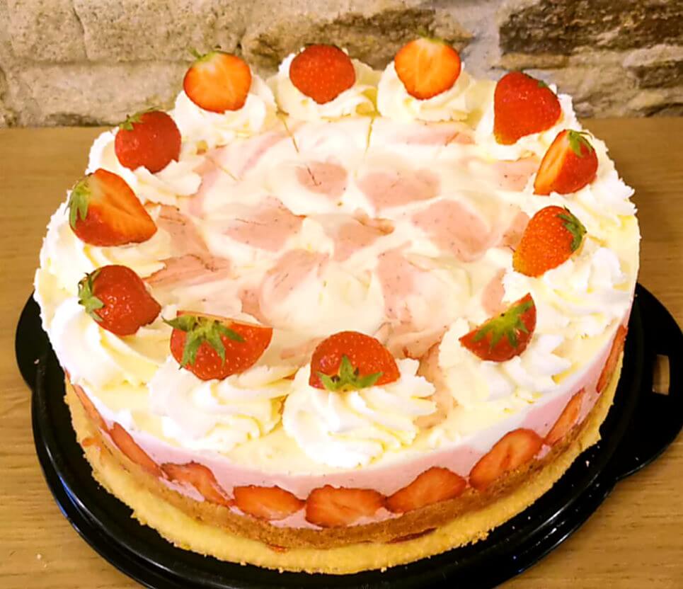 Erdbeer Sekt Torte